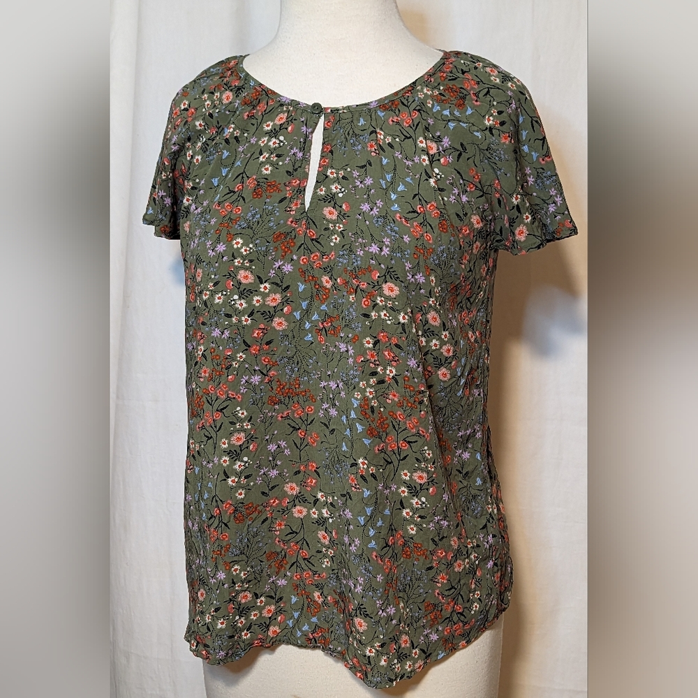 Old Navy Women's Floral Peep-Hole Olive Green Top Flutter Sleeve Coral XS